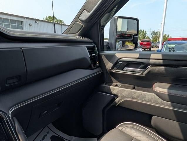 Used 2025 GMC Sierra 2500 AT4X w/ AT4X AEV Edition AWD/4WD image 36