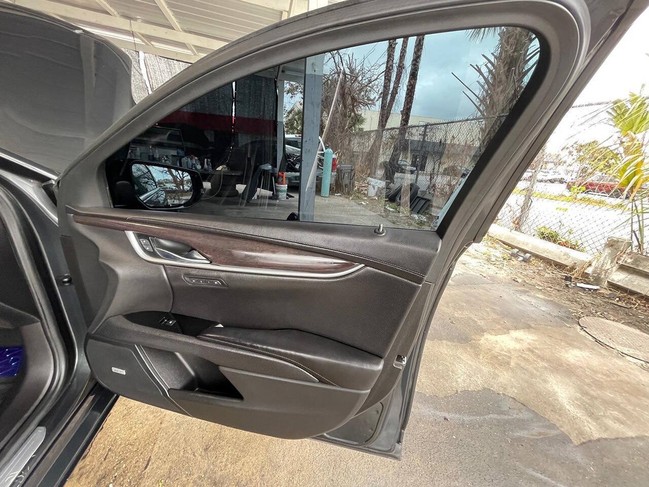 Used 2014 Cadillac XTS Luxury w/ Driver Awareness Package AWD/4WD image 12
