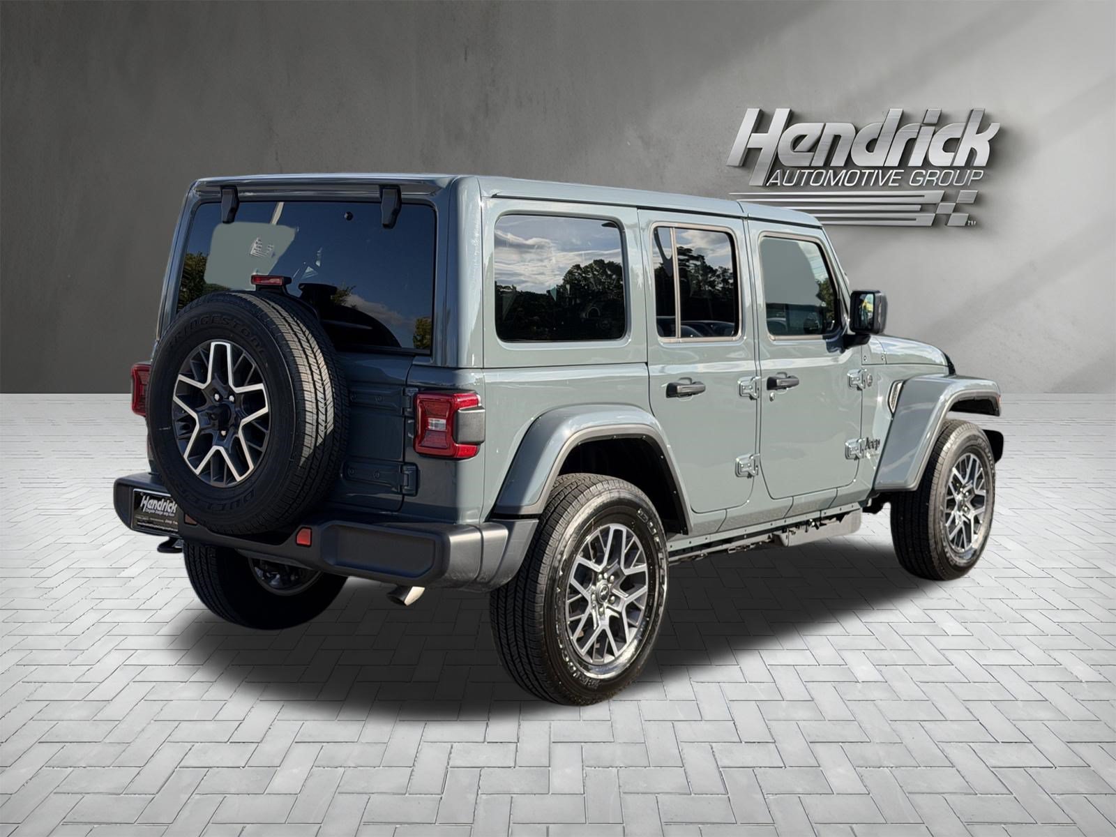 Used 2026 Jeep Wrangler Unlimited Sahara AWD/4WD image 10