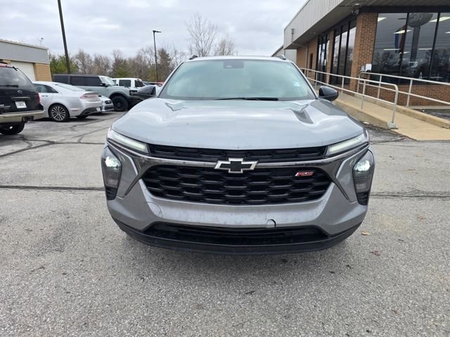 Used 2024 Chevrolet Trax RS w/ Sunroof Package image 8