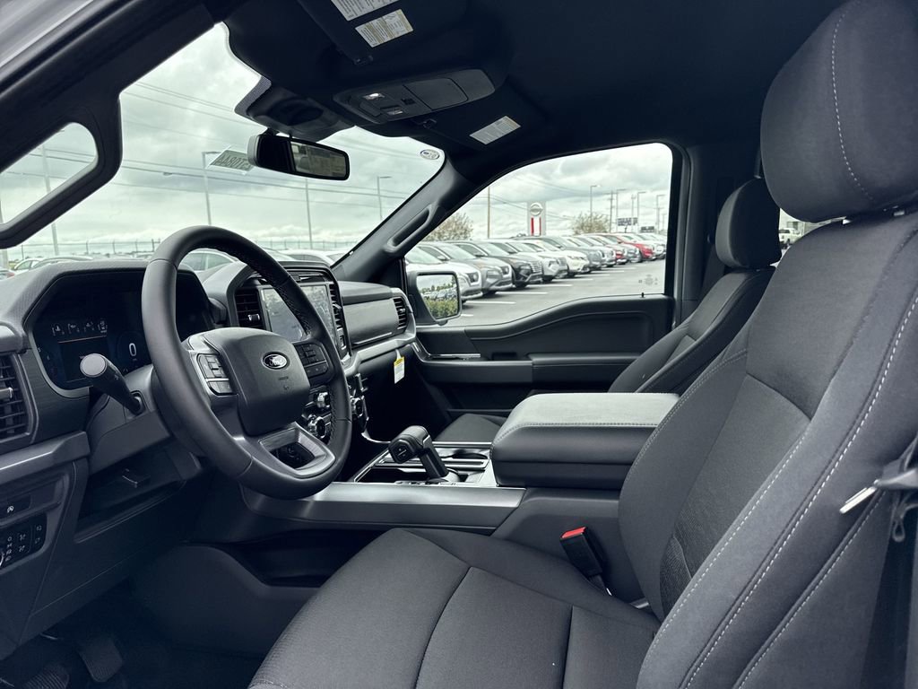 New 2025 Ford F150 XLT w/ Equipment Group 302A MID image 24