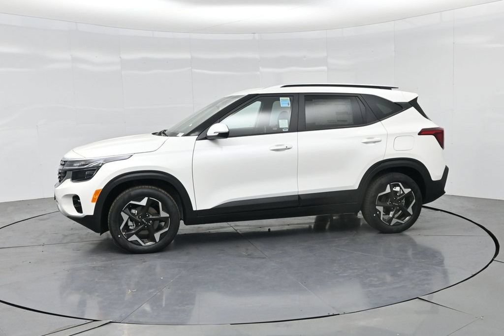 New 2026 Kia Seltos S FWD image 44