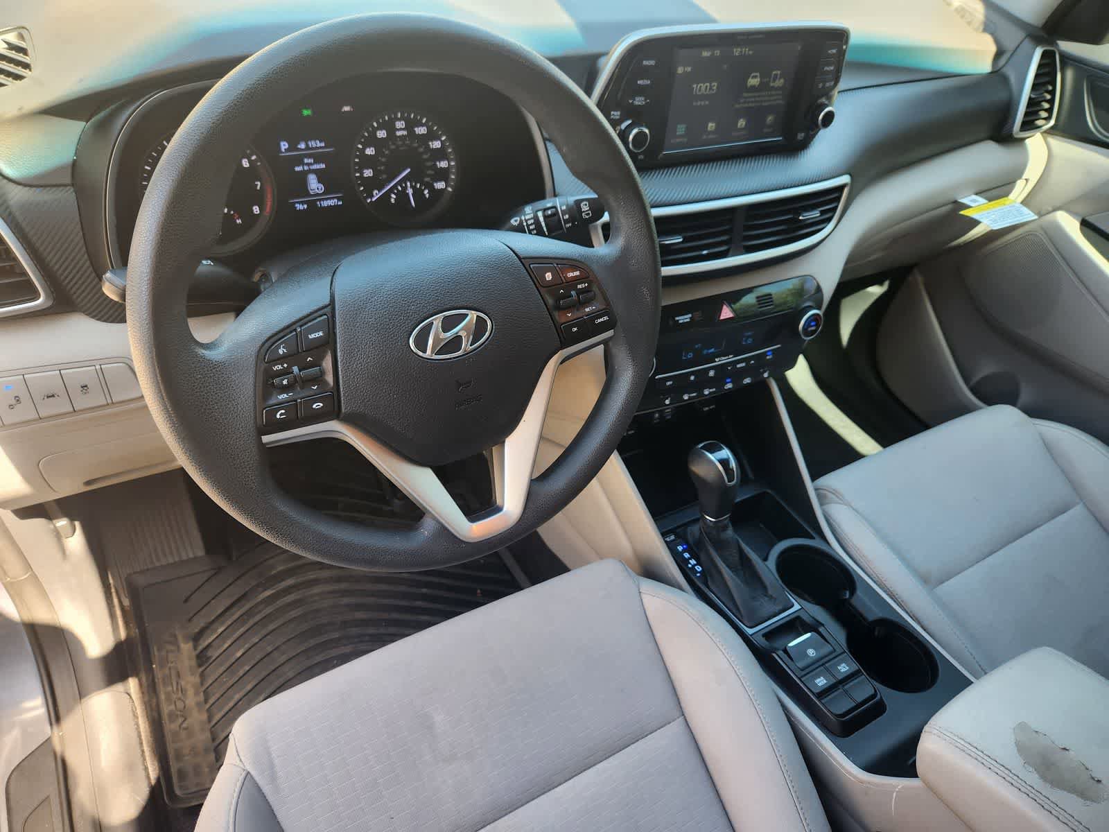 Used 2021 Hyundai Tucson SEL image 2