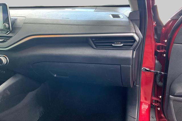 Certified 2022 Nissan Altima 2.5 SV w/ SV Premium Package FWD image 19