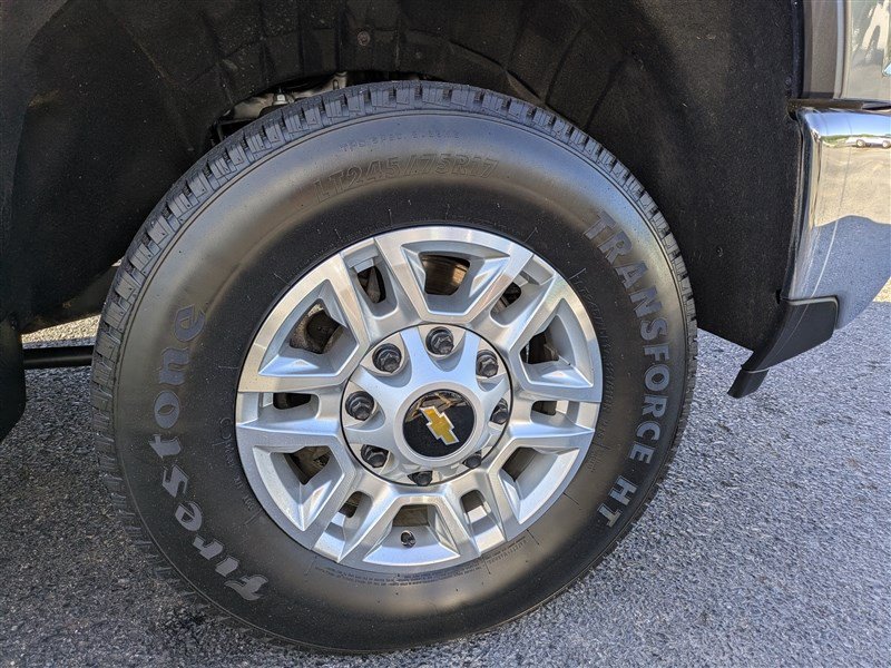Used 2025 Chevrolet Silverado 2500 LT w/ Convenience Package AWD/4WD image 11
