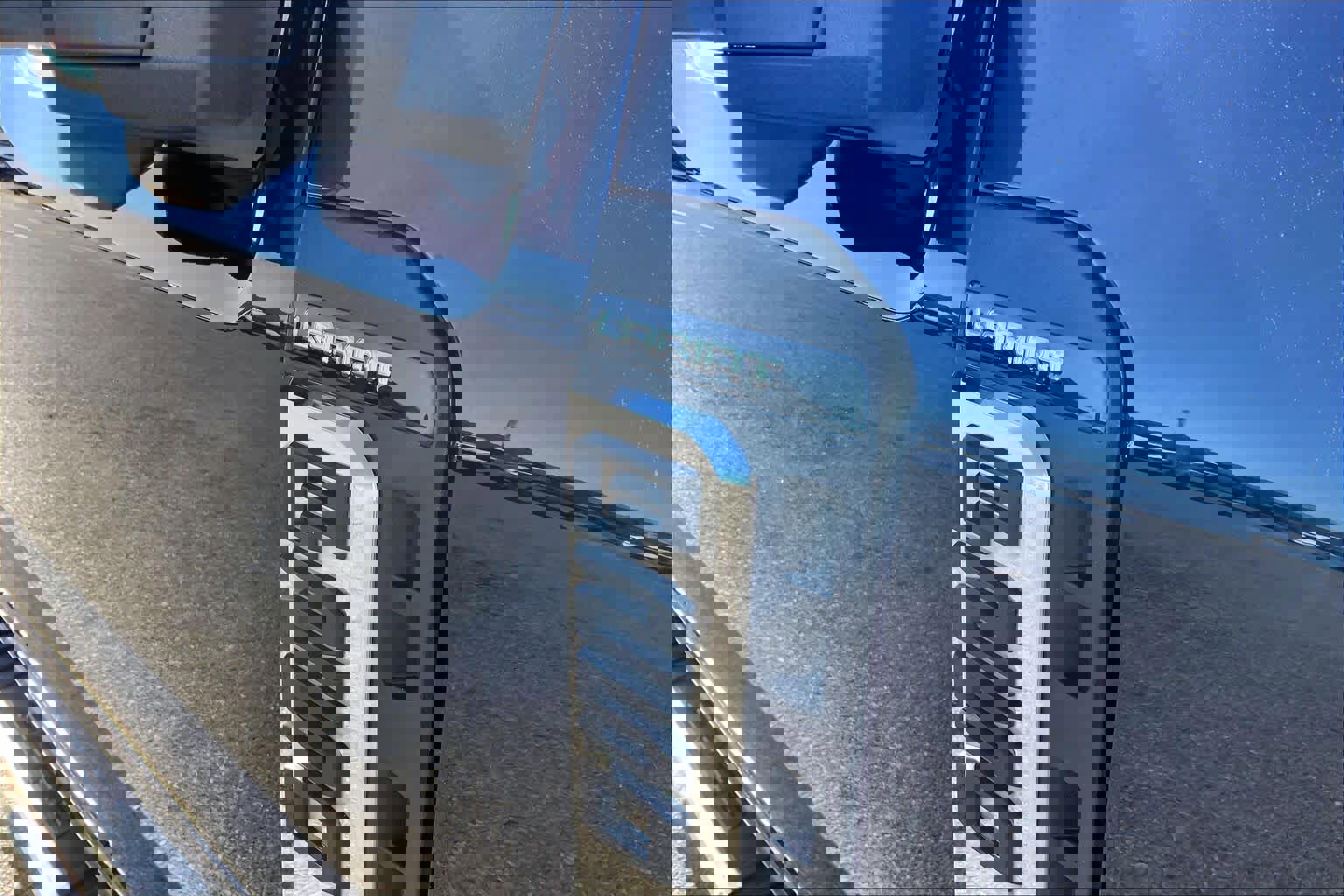 Certified 2023 Ford F250 Lariat w/ Chrome Package image 10