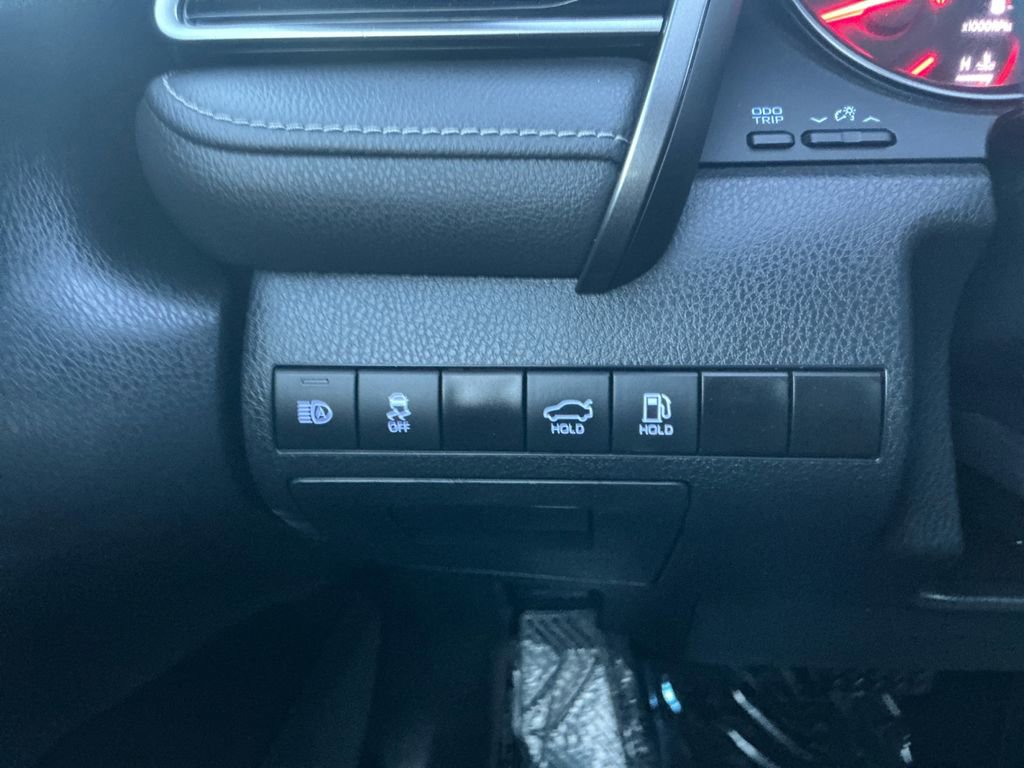 Used 2023 Toyota Camry XSE image 21