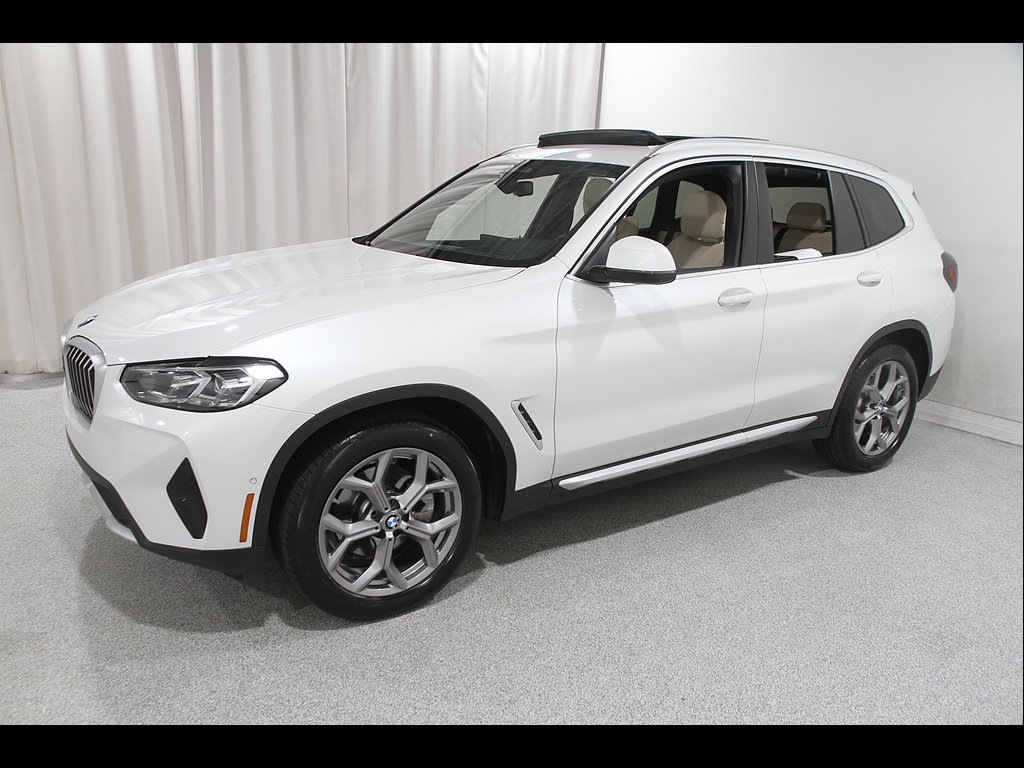 Certified 2024 BMW X3 xDrive30i w/ Premium Package AWD/4WD image 3
