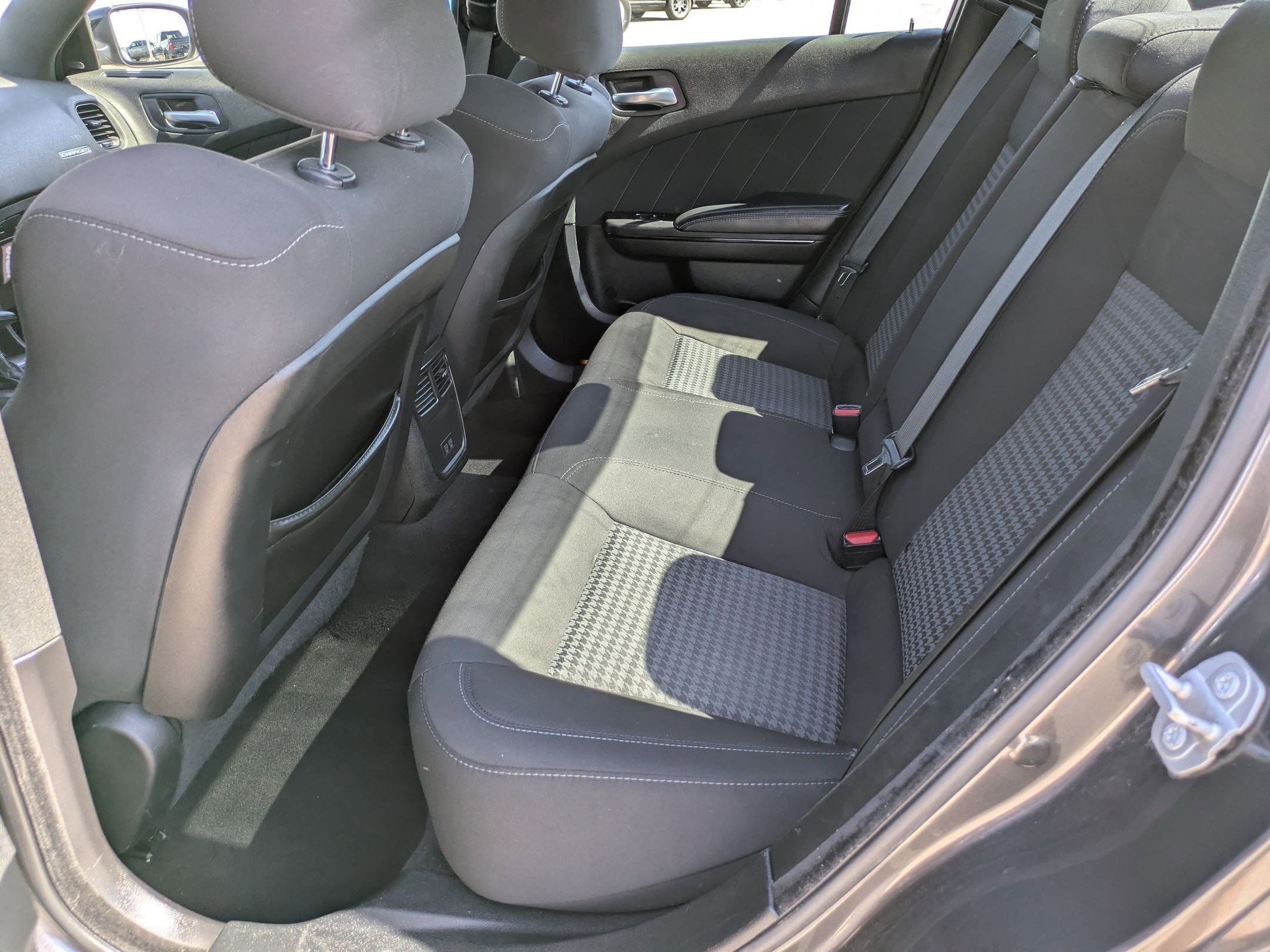 Used 2022 Dodge Charger R/T w/ Blacktop Package image 12