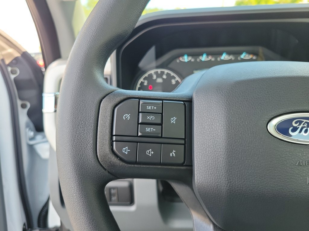 New 2026 Ford F350 XL w/ FX4 Off-Road Package AWD/4WD image 23