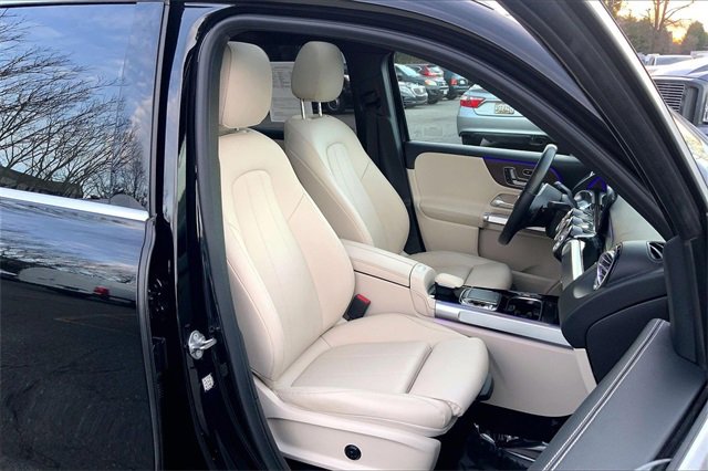 Used 2020 Mercedes-Benz GLB 250 4MATIC image 7
