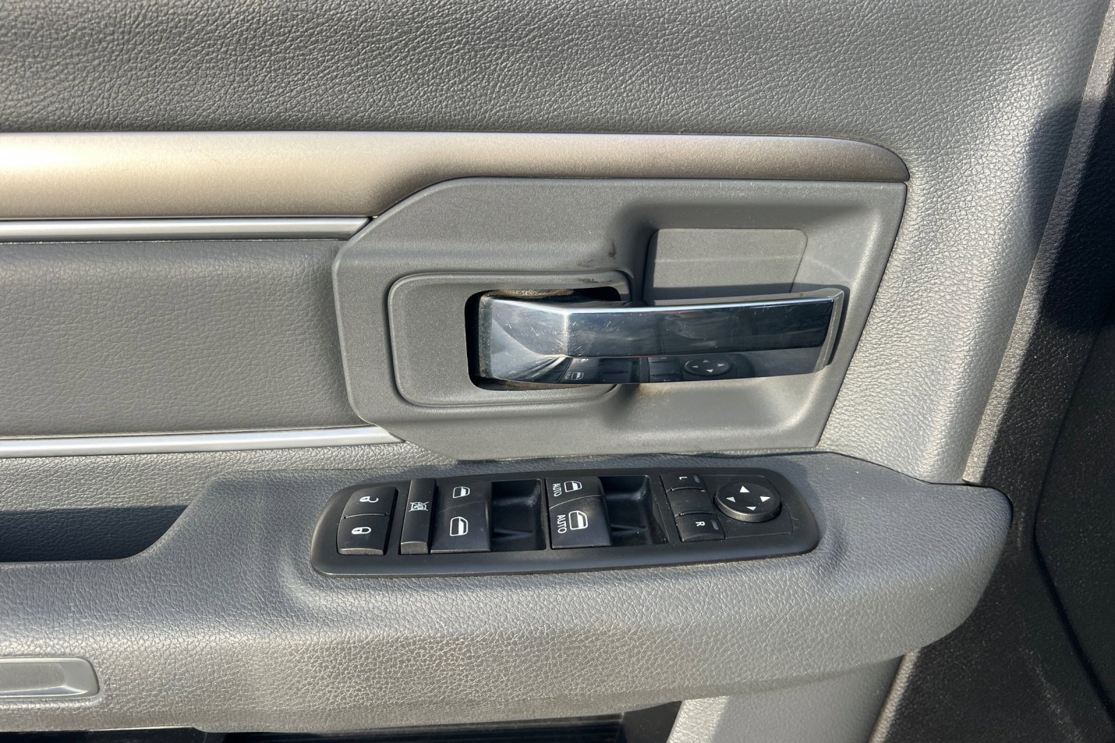 Used 2013 RAM 2500 Big Horn image 8