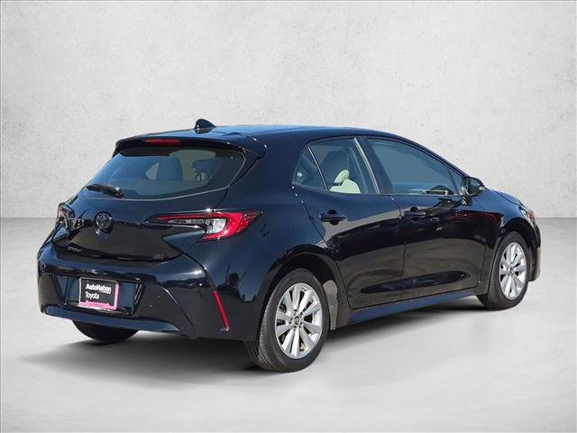 Used 2023 Toyota Corolla SE w/ SE Premium Package FWD image 5