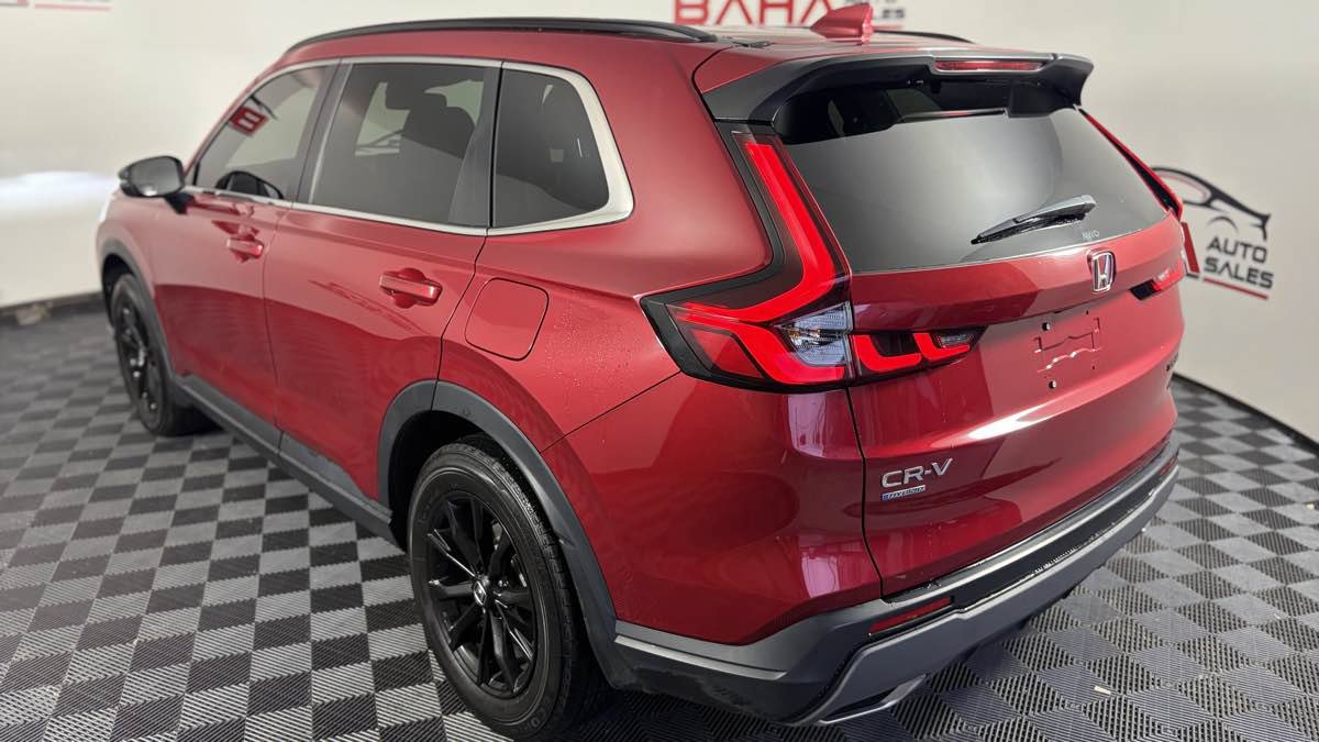 Used 2025 Honda CR-V Sport image 4