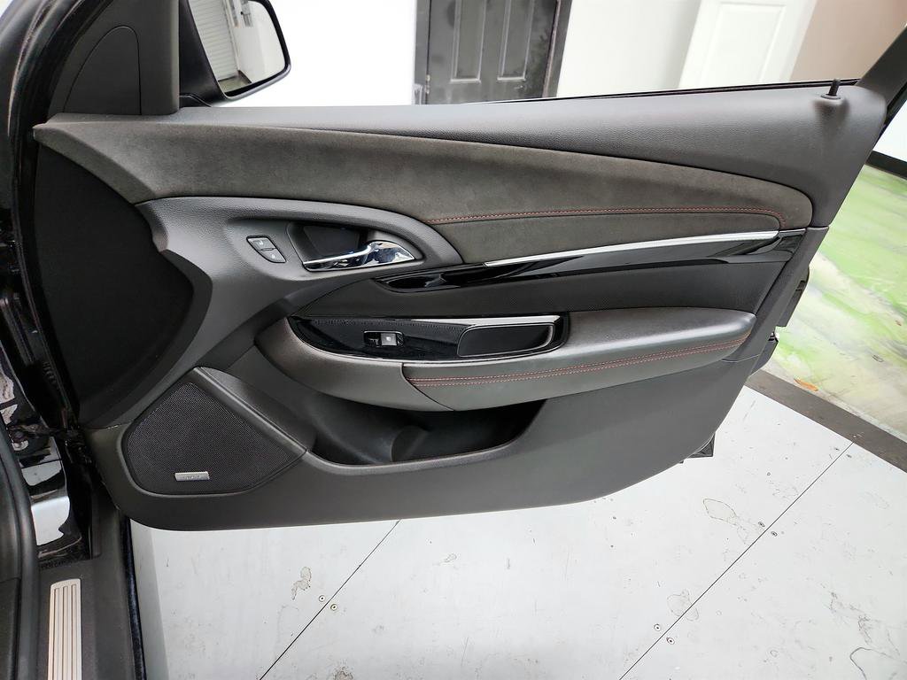 Used 2015 Chevrolet SS RWD image 26