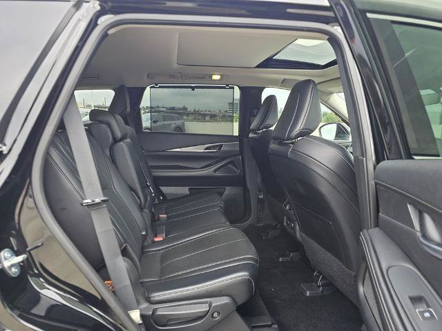 Certified 2023 INFINITI QX60 Luxe w/ Cargo Package AWD/4WD image 12