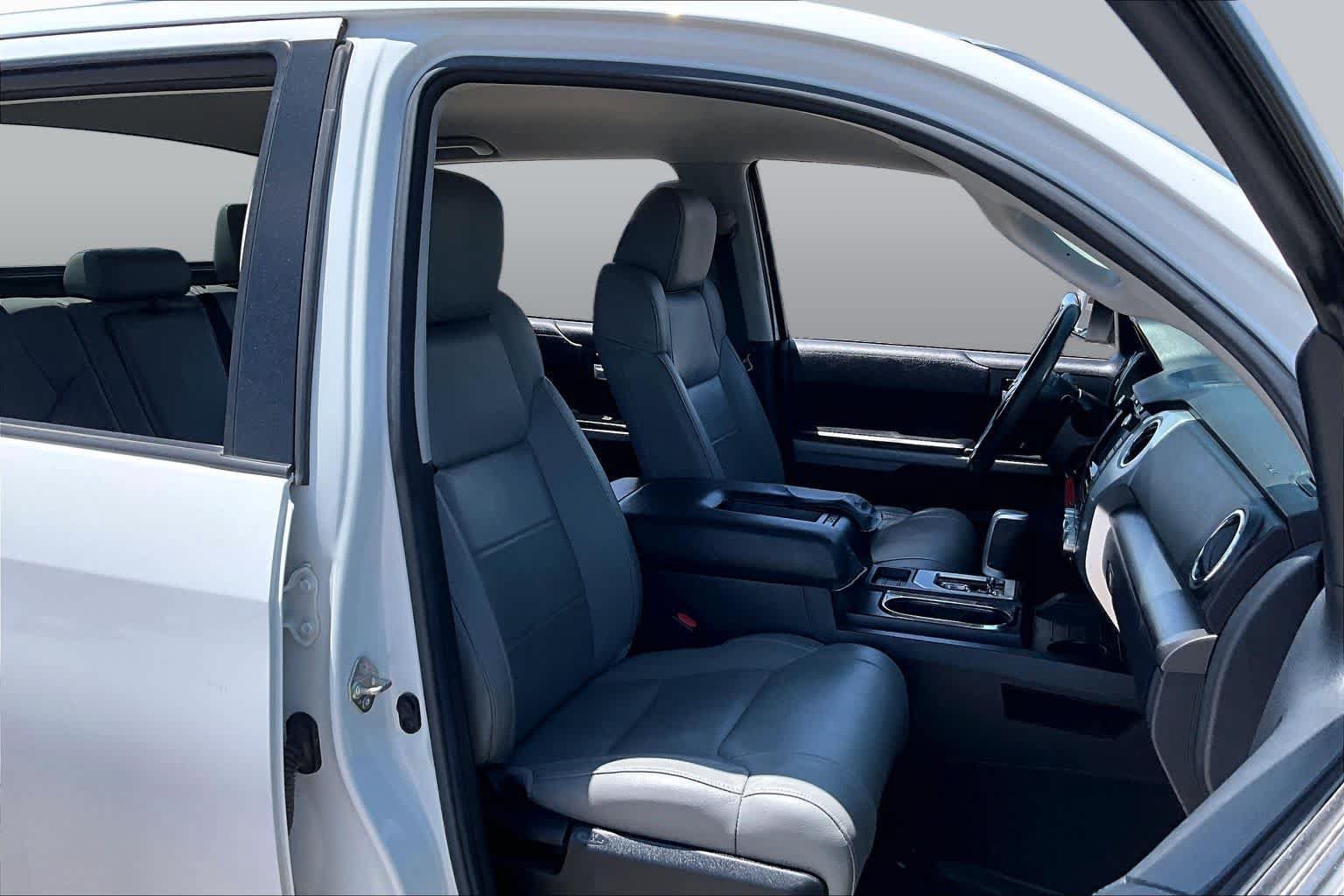Used 2020 Toyota Tundra SR5 w/ SR5 Leather Package AWD/4WD image 9