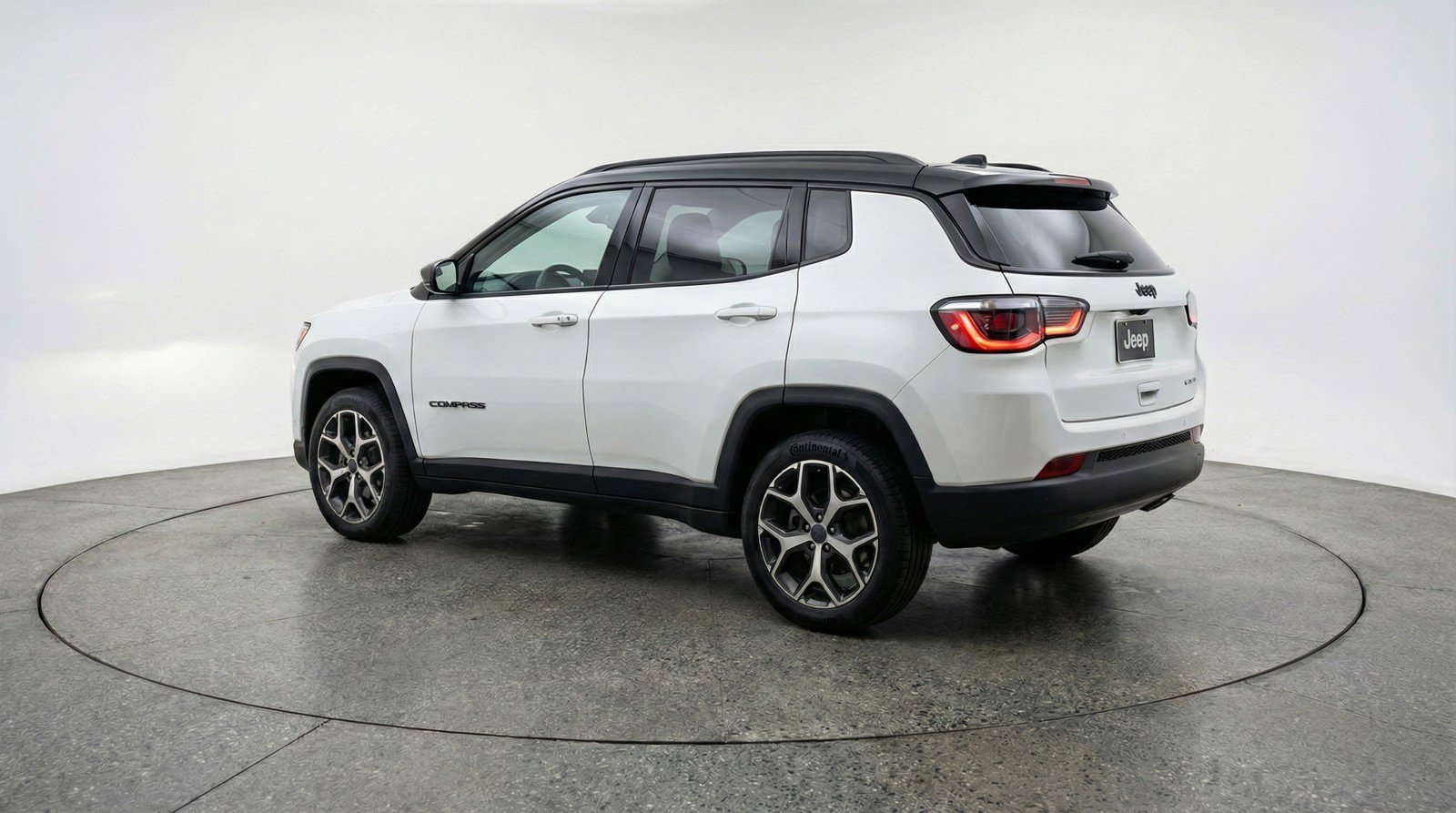 Used 2025 Jeep Compass Limited image 6