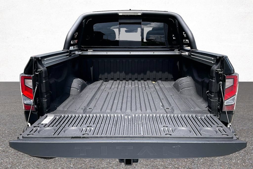Used 2024 Nissan Titan PRO-4X w/ Pro-4x Convenience Package AWD/4WD image 26
