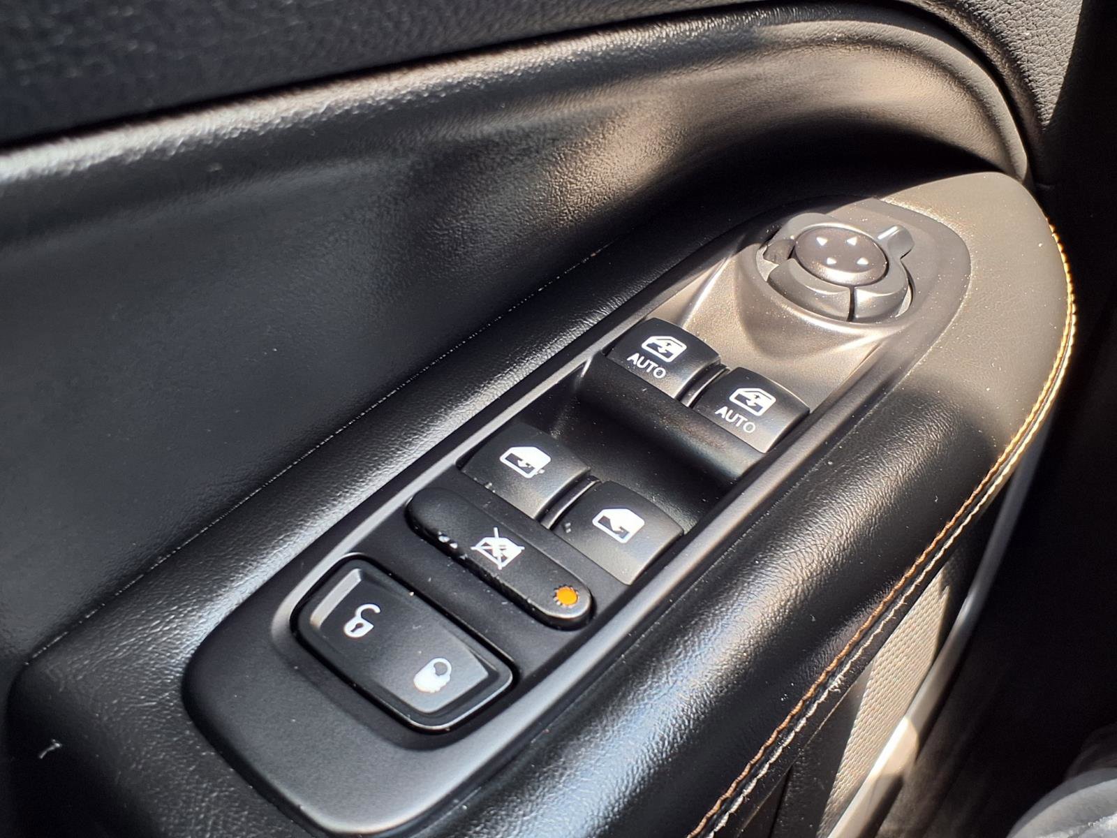 Used 2021 Jeep Compass Latitude w/ Convenience Group AWD/4WD image 12