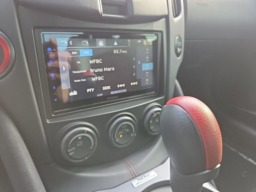 Used 2020 Nissan 370Z Sport image 17