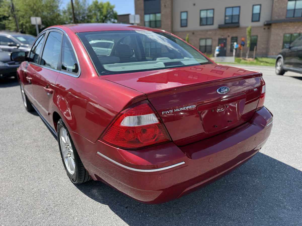 Used 2005 Ford Five Hundred SEL AWD/4WD image 5