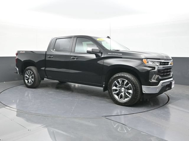 Used 2023 Chevrolet Silverado 1500 LT AWD/4WD image 18
