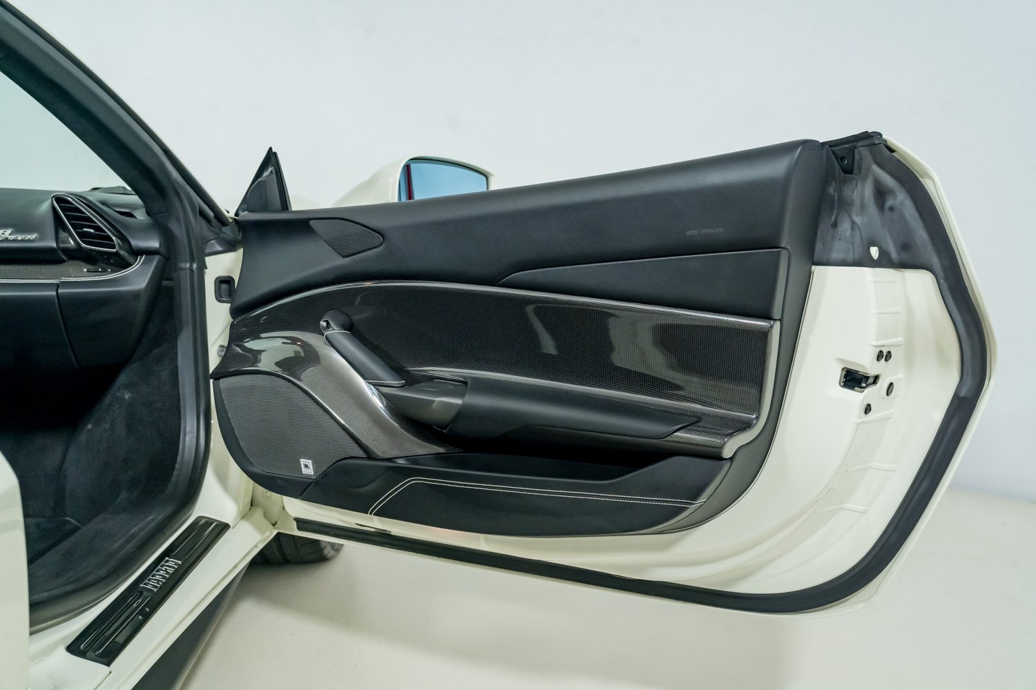 Used 2018 Ferrari 488 Spider RWD image 35