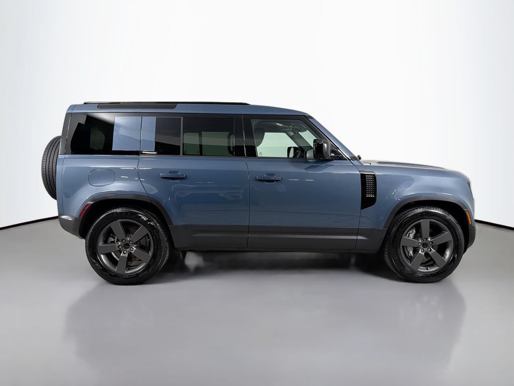 Used 2026 Land Rover Defender 110 S AWD/4WD image 4