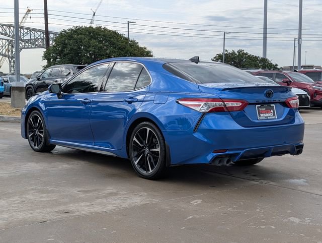 Used 2020 Toyota Camry XSE FWD image 9