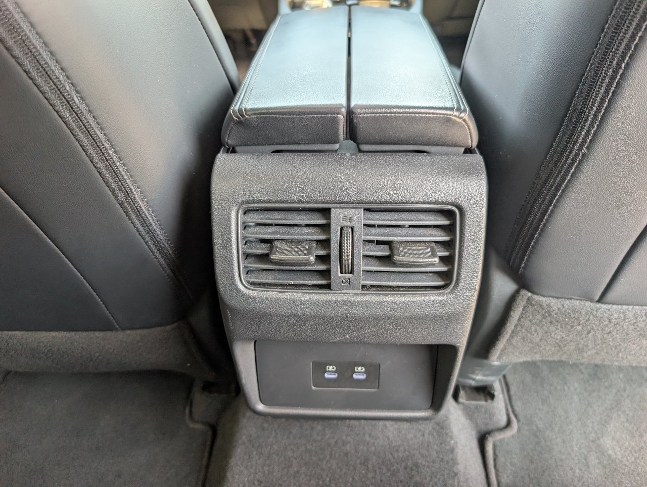 Used 2026 Nissan Rogue Dark Armor FWD image 7