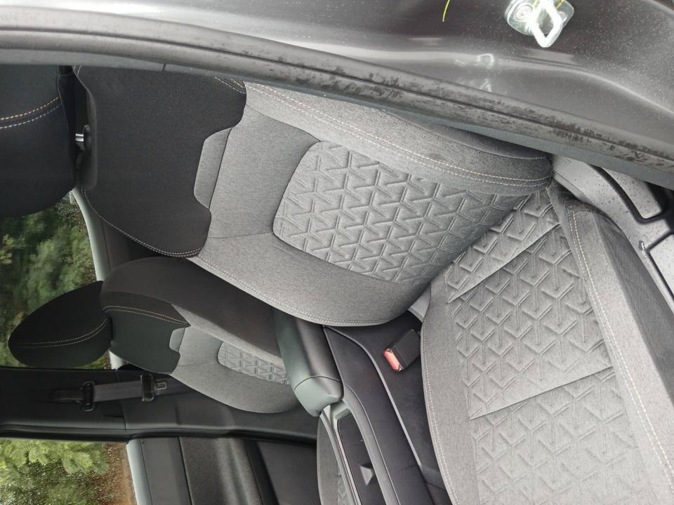 Certified 2026 Nissan Kicks SV w/ SV Premium Package FWD image 30