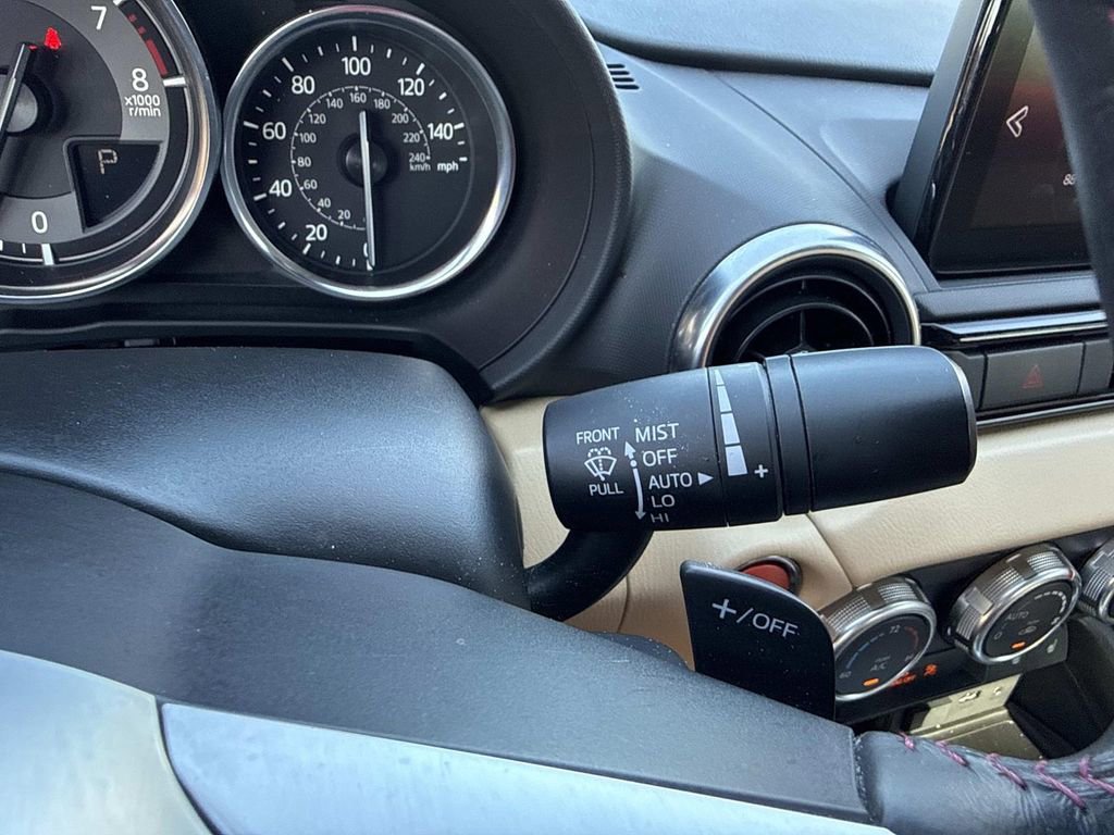 Used 2019 MAZDA MX-5 Miata RF Grand Touring image 28