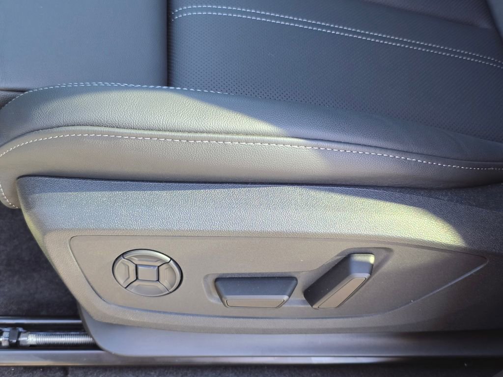 New 2027 Audi SQ6 e-tron Premium Plus AWD/4WD image 26