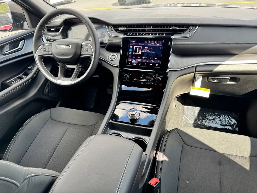 New 2026 Jeep Grand Cherokee Laredo X AWD/4WD image 11