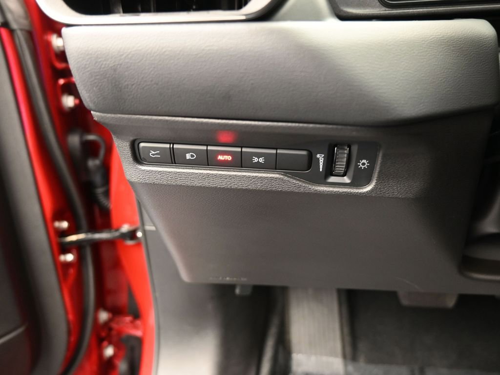 Used 2025 Dodge Charger R/T w/ Sun & Sound Package image 36