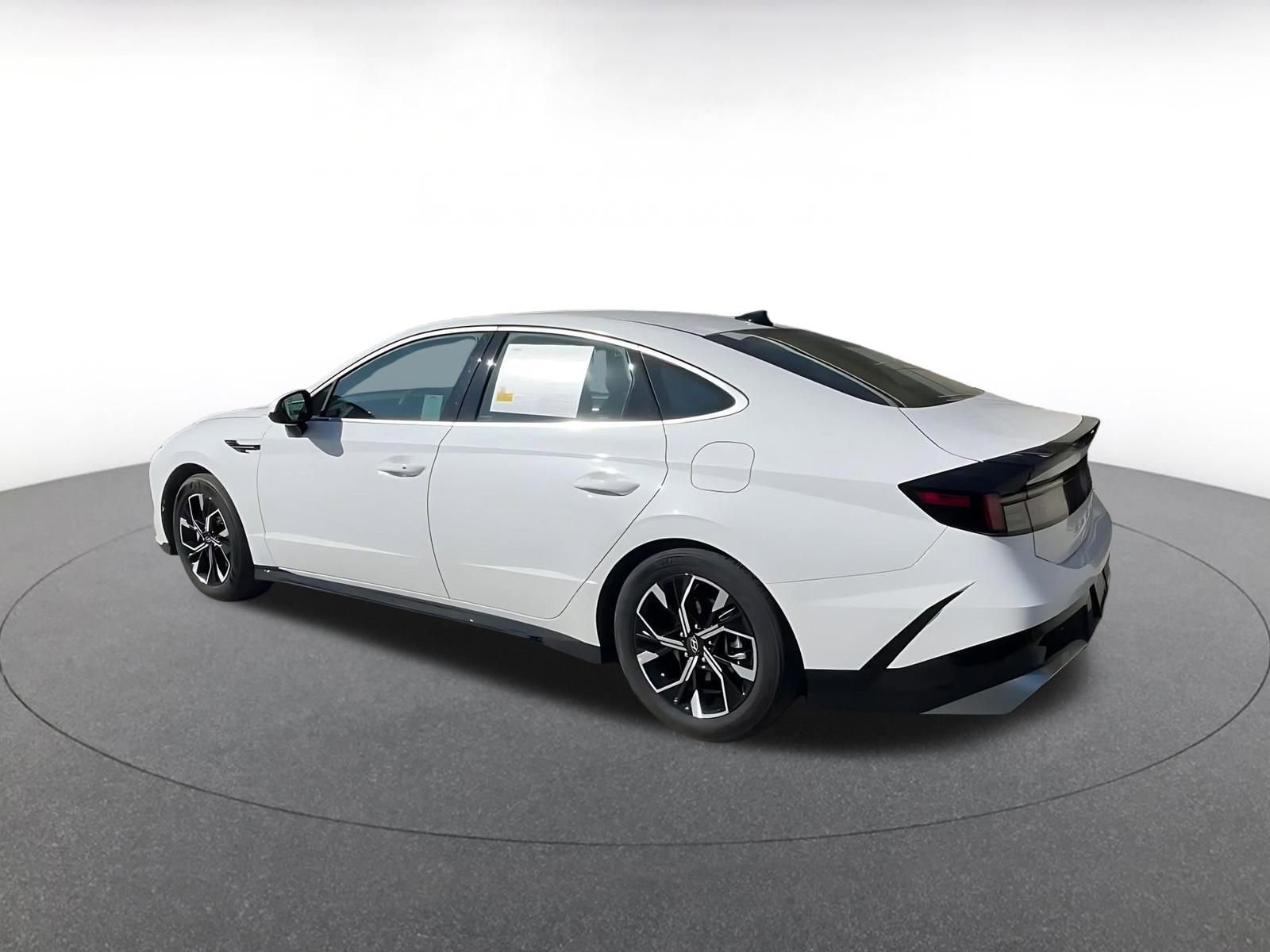 Used 2025 Hyundai Sonata SEL image 11