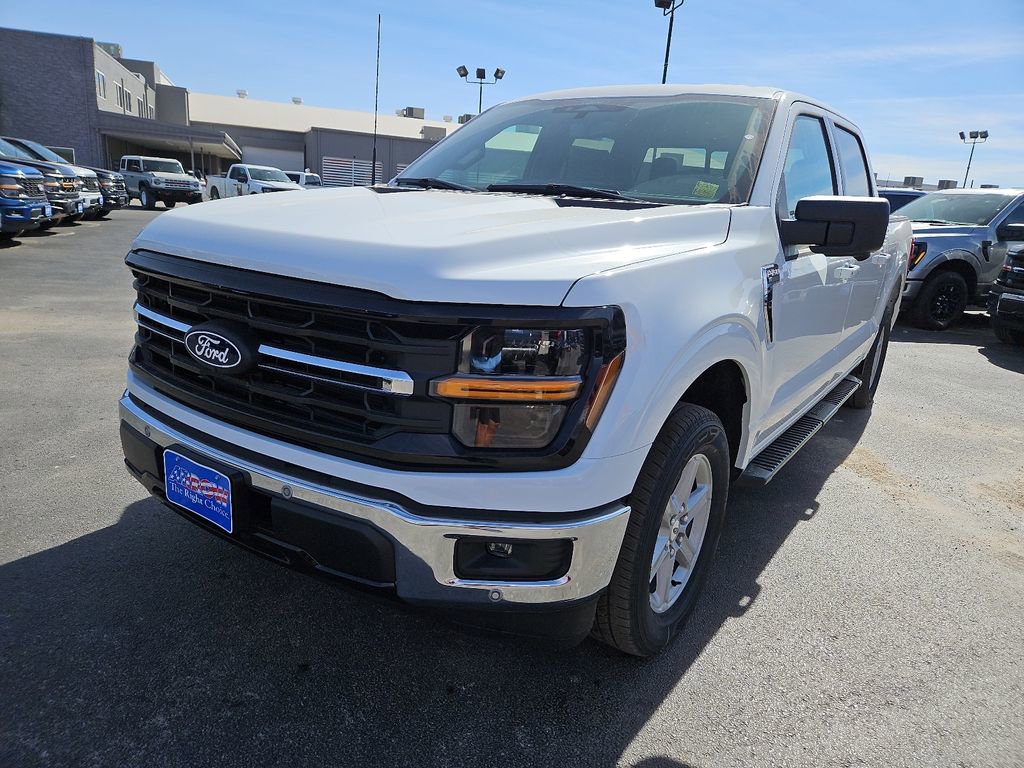 New 2026 Ford F150 XLT w/ Equipment Group 302A MID image 4