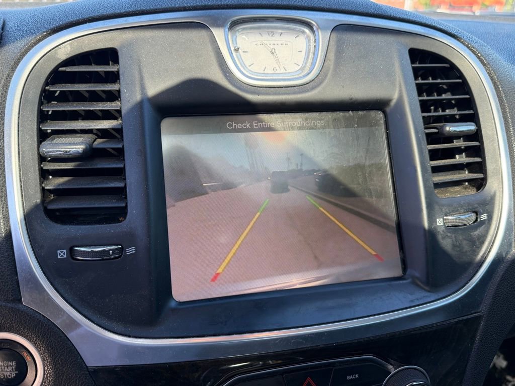 Used 2016 Chrysler 300 C image 20