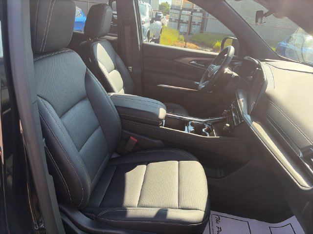 Used 2026 Chevrolet Traverse LT FWD image 29