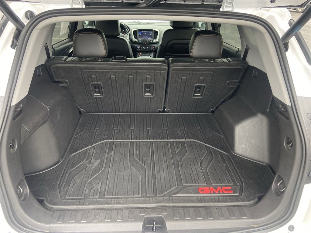 Certified 2021 GMC Terrain SLT w/ Elevation Edition image 7