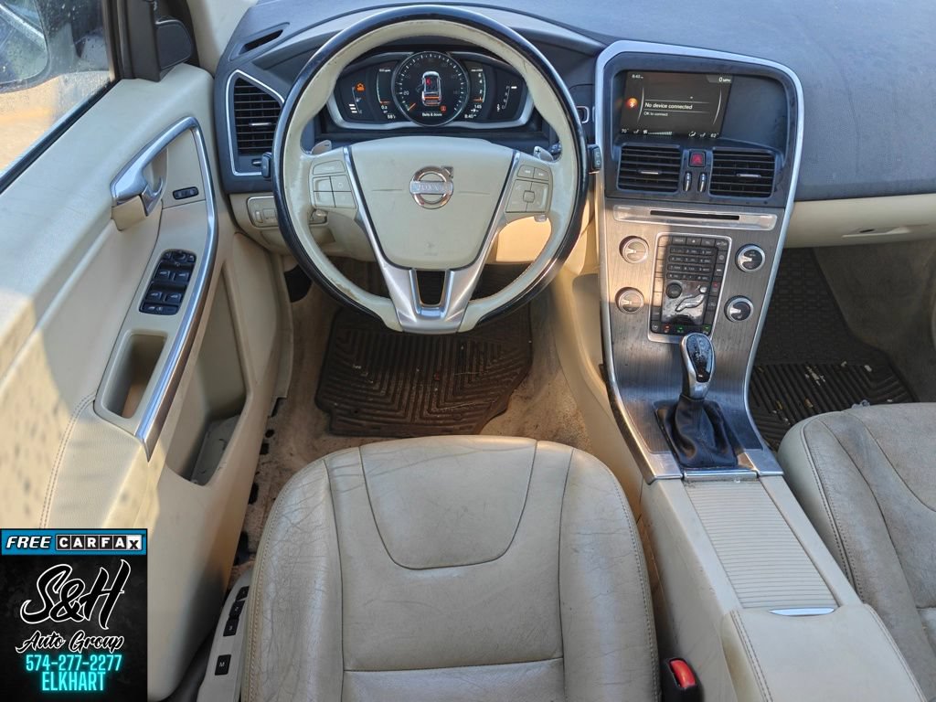 Used 2015 Volvo XC60 T6 w/ Proximity Package AWD/4WD image 4