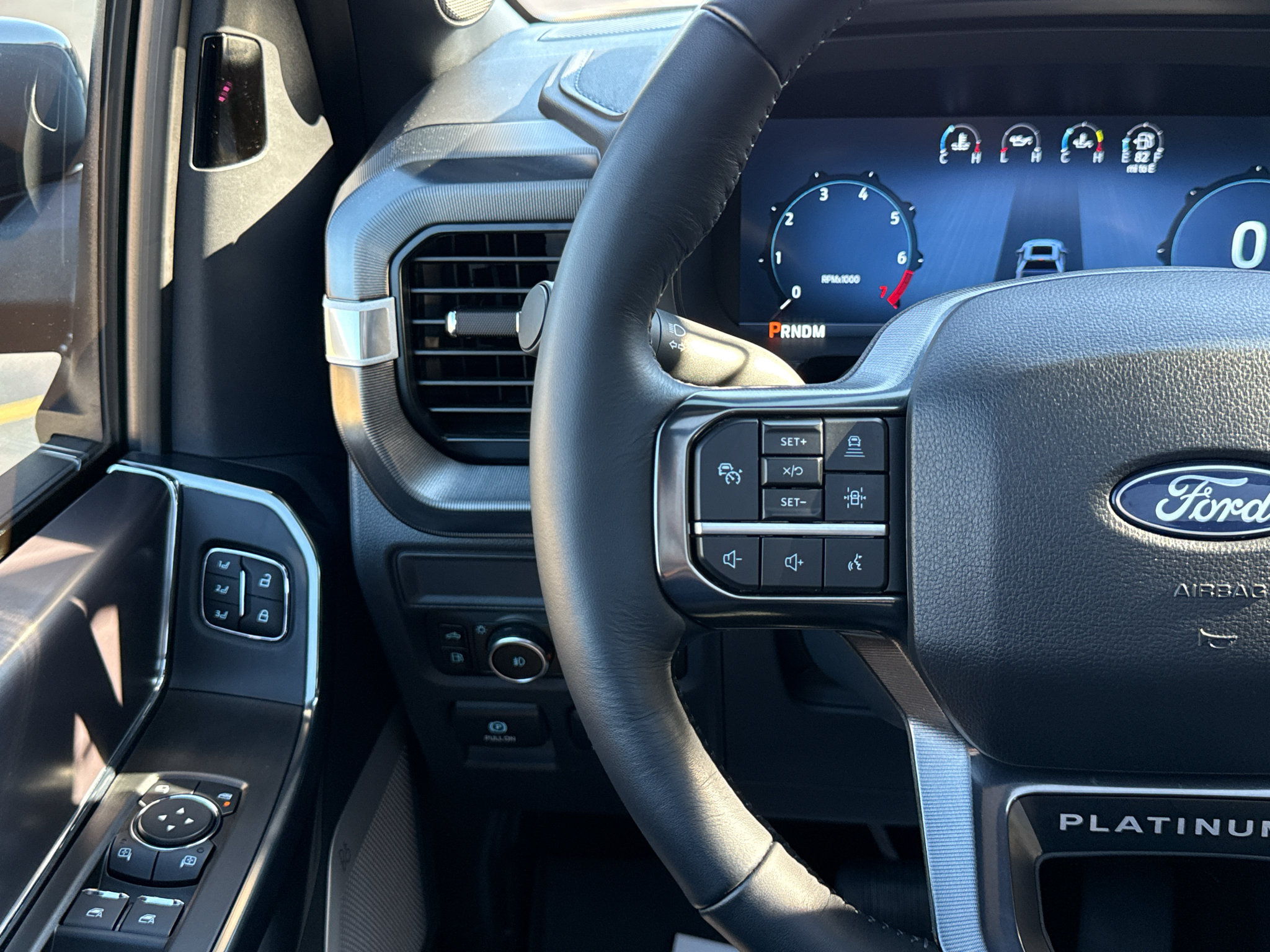 Certified 2025 Ford F150 Platinum AWD/4WD image 45
