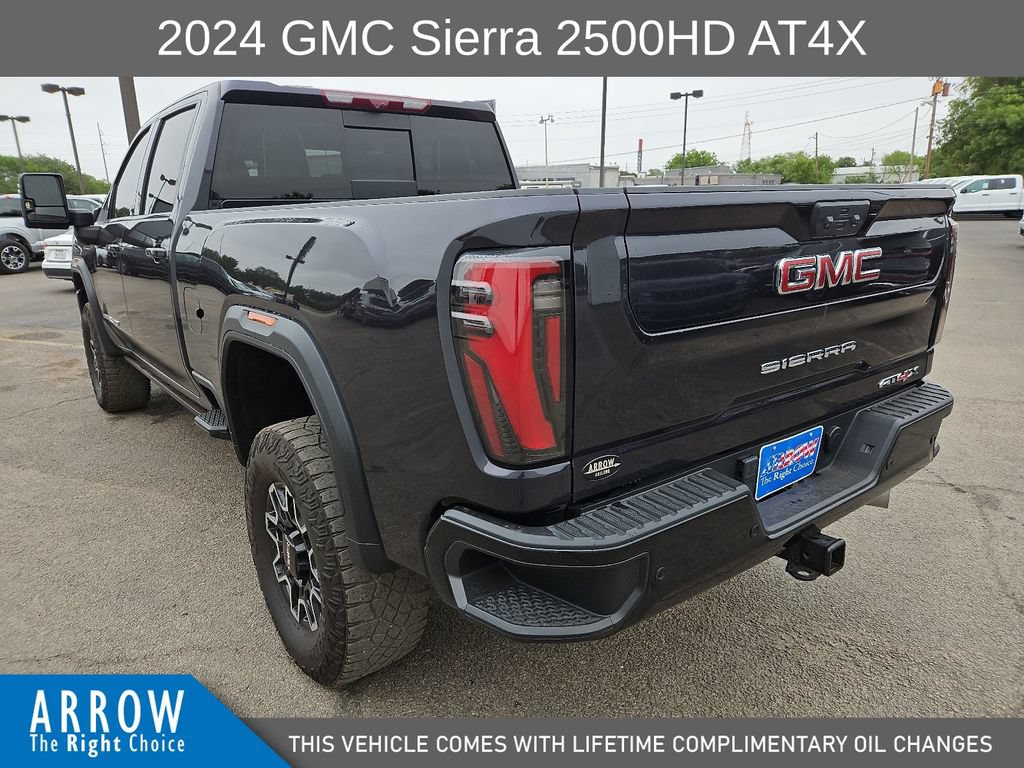 Used 2024 GMC Sierra 2500 AT4X AWD/4WD image 9