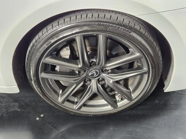 Certified 2020 Lexus IS 300 F Sport w/ Blackline Edition RWD image 9