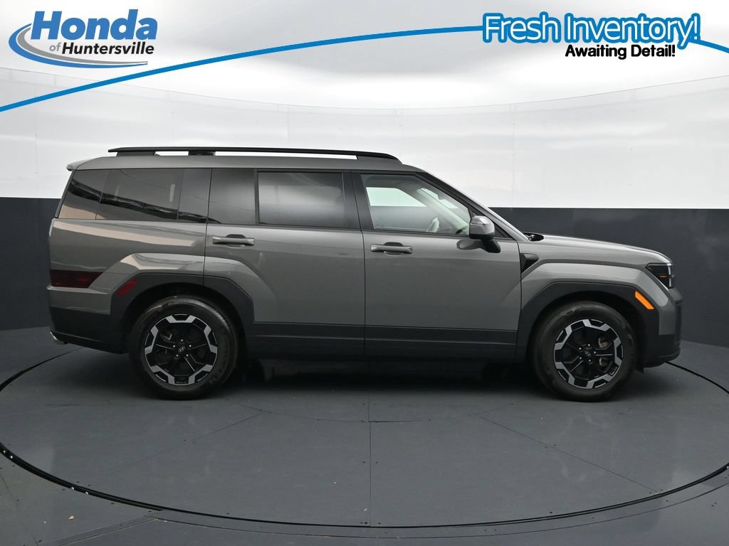 Used 2025 Hyundai Santa Fe SEL FWD image 11