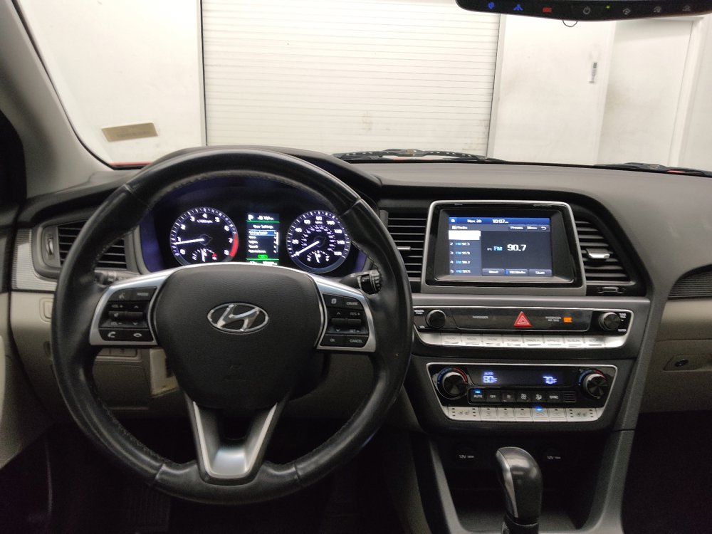 Used 2018 Hyundai Sonata Limited w/ Cargo Package image 22