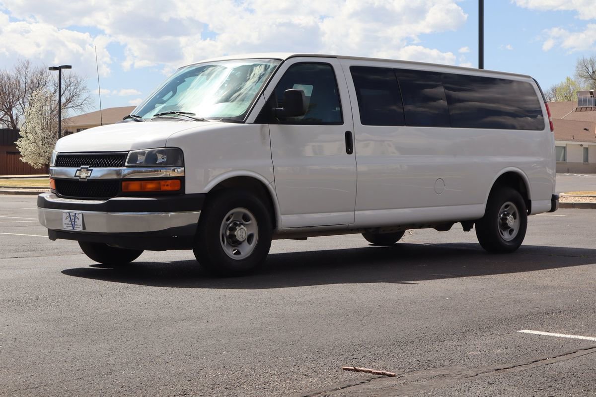 Used 2017 Chevrolet Express 3500 LT w/ LT Preferred Equipment Group image 11