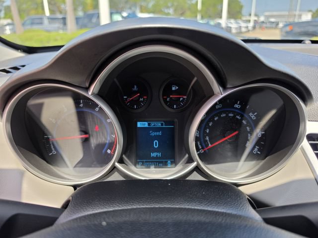Used 2014 Chevrolet Cruze LS FWD image 17