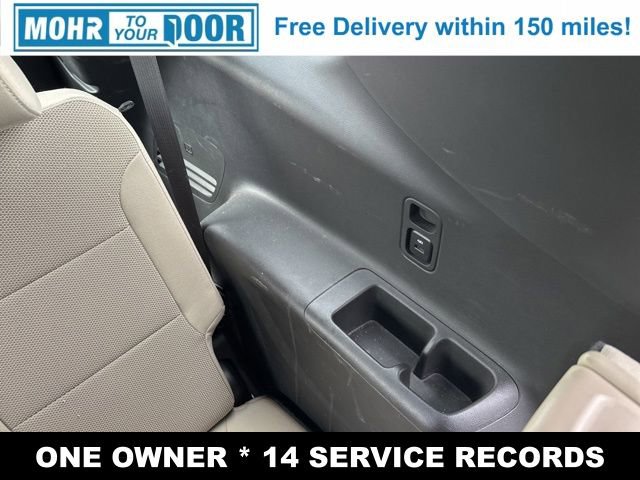 Used 2022 Chevrolet Traverse LS image 32